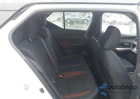 2020 Nissan Kicks Sr Xtronic Cvt z USA, uszkodzony, nr VIN 3N1CP5DV9LL495689